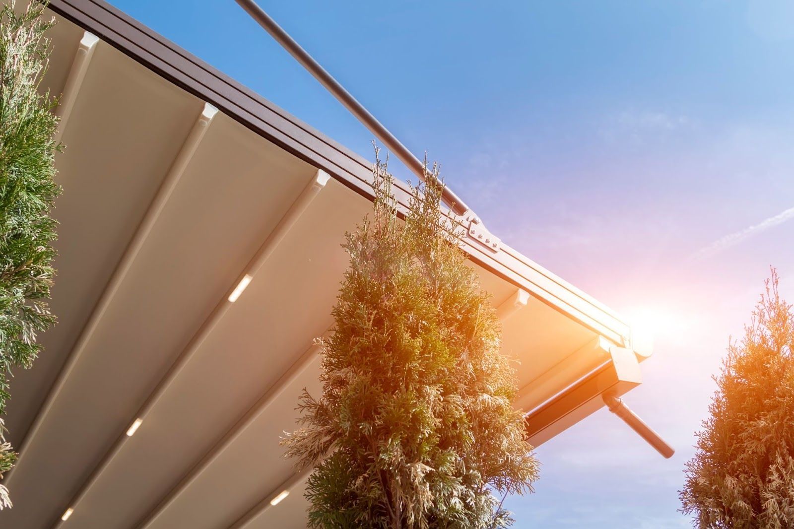 5 Benefits Of Retractable Awning Malaysia That Might Improve Your Home